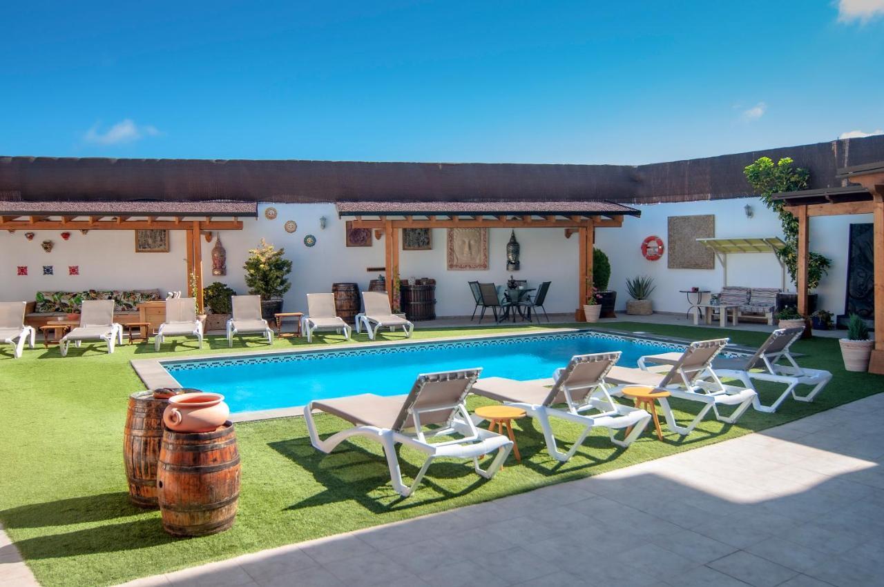 Casa Mercedes El Rio  ภายนอก รูปภาพ